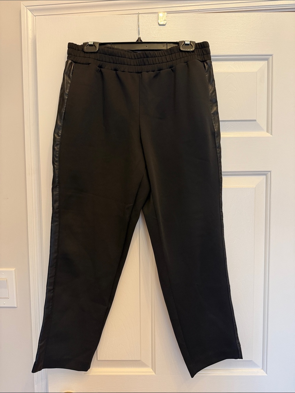 Alice + Olivia Black Jogger Pants with Side Trim